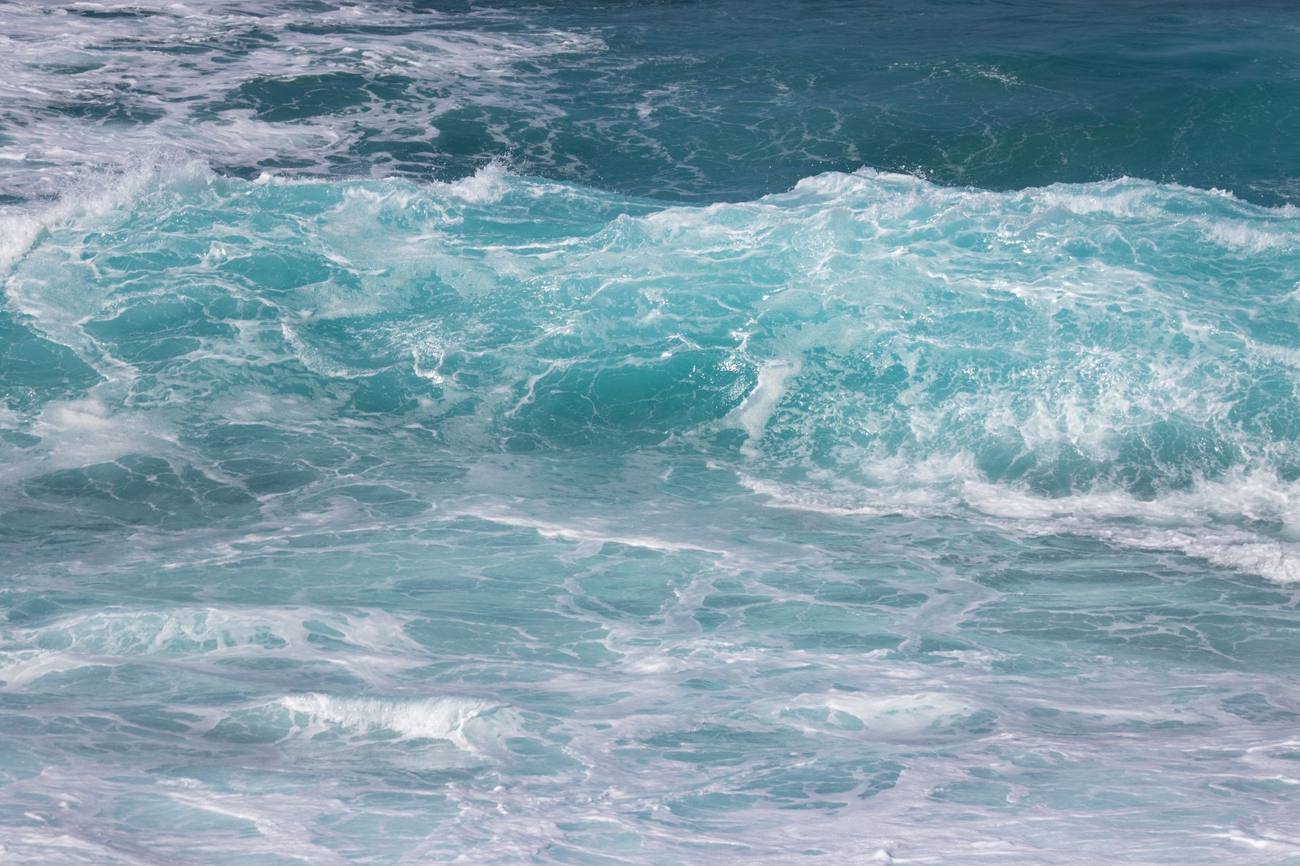 big waves on sea